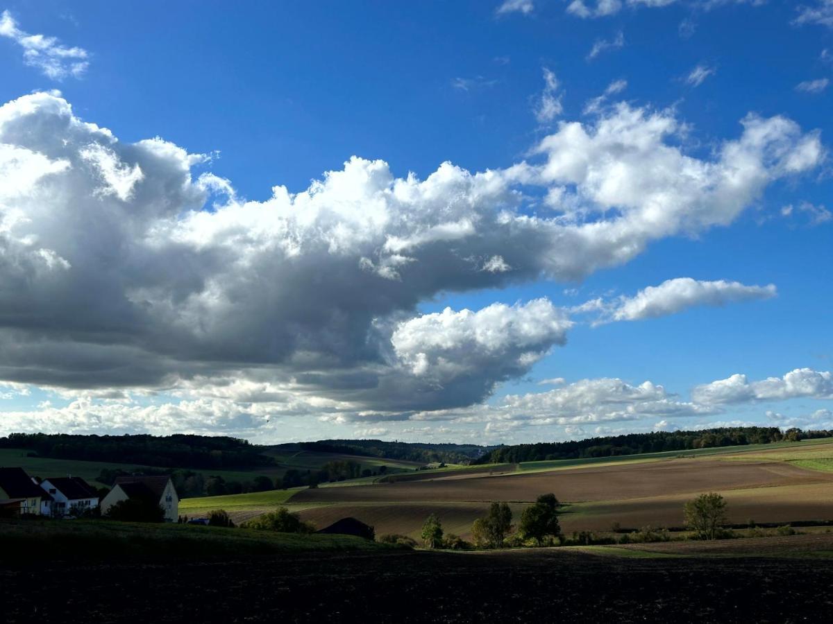 Ferienwohnung Im Usseltal - Monheimer Alb - Altmuehltal - Familie Geyer - Daiting Monheim  Esterno foto