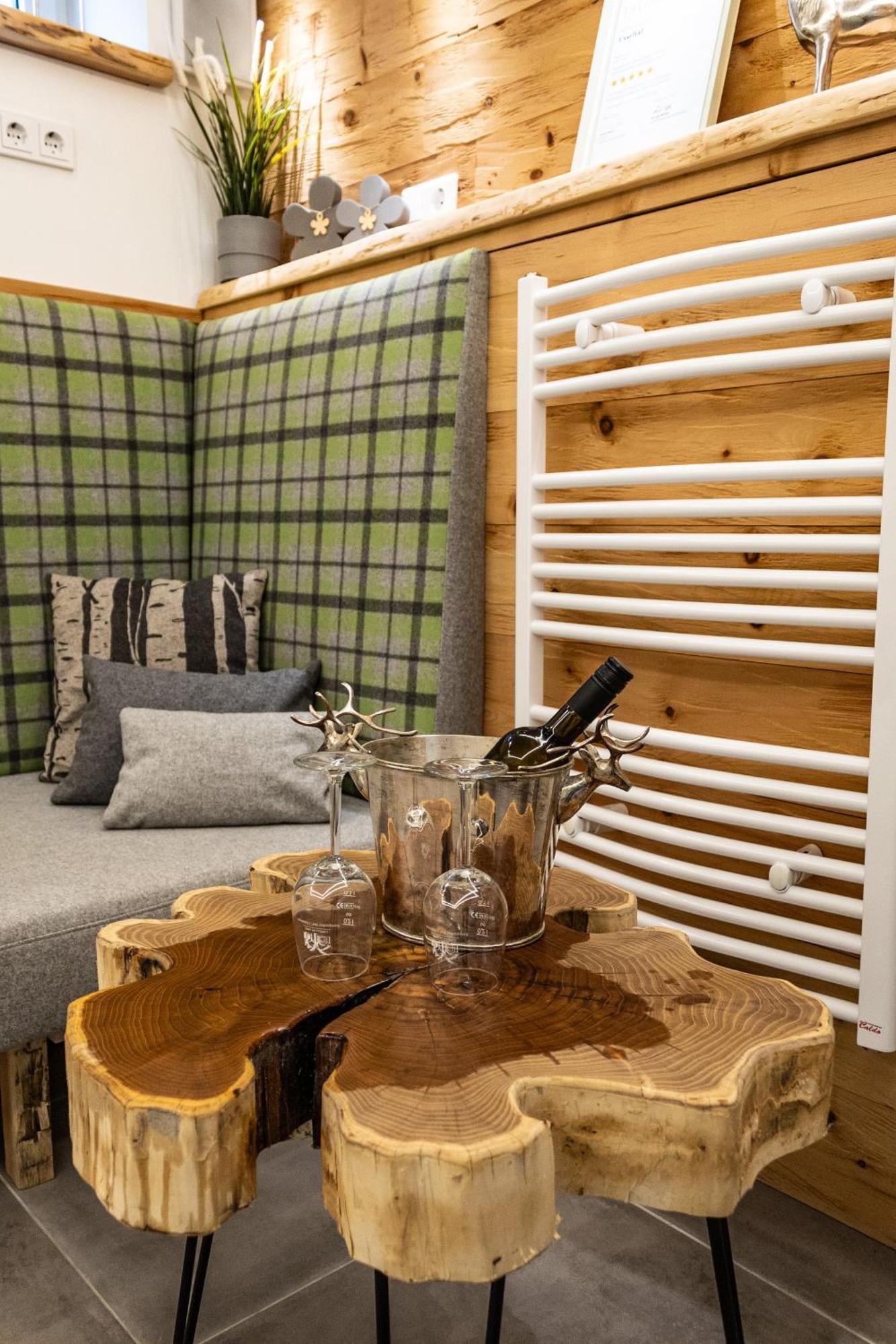 Ferienwohnung Im Usseltal - Zirben Spa - Monheimer Alb - Altmuehltal - Familie Geyer Daiting Monheim  Esterno foto